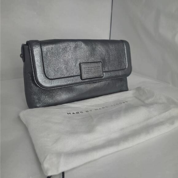 Marc By Marc Jacobs Handbags - NWT Marc by Marc Jacobs Leather Gunpowder Metallic Clutch Purse